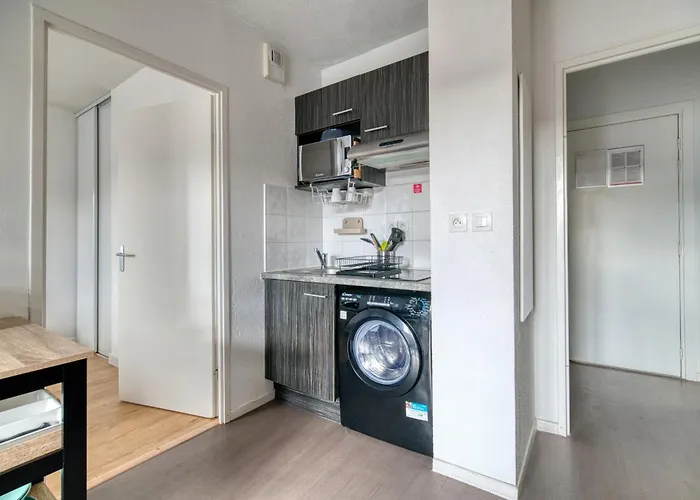 Apartman La Douce Escapade Toulousaine - Roseraie Metro *